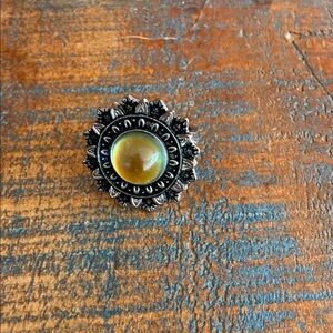 Vintage Style Black and Brown Ring